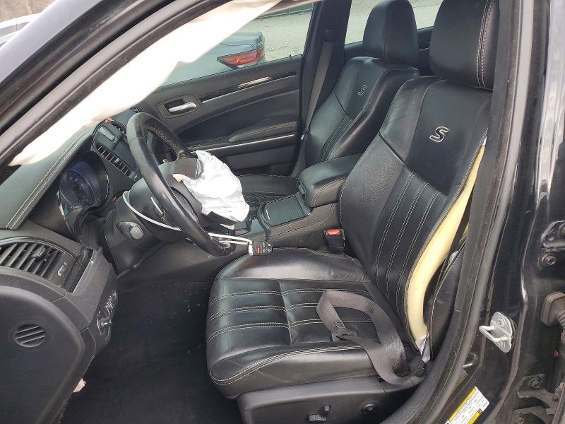 Photo 7 from auction – 2019 CHRYSLER 300 with VIN 2C3CCABG1KH516469