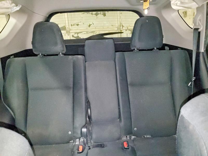 Photo 10 from auction – 2016 TOYOTA RAV4 LE with VIN JTMBFREV2GJ078722
