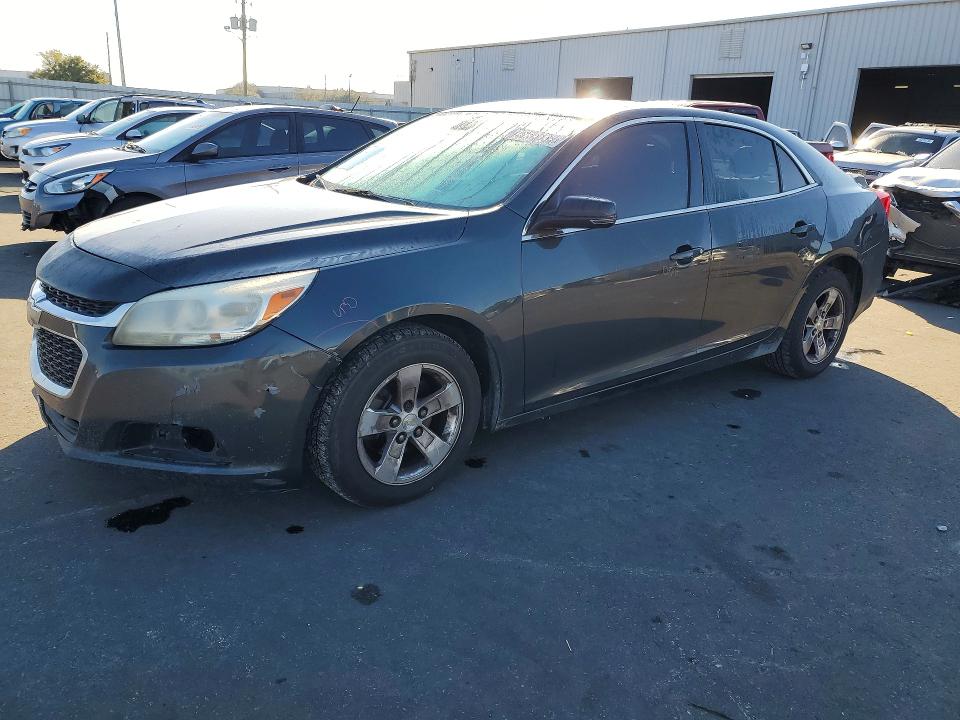 CHEVROLET MALIBU 2015 with VIN 1G11C5SL4FF283386 - Photo from auction