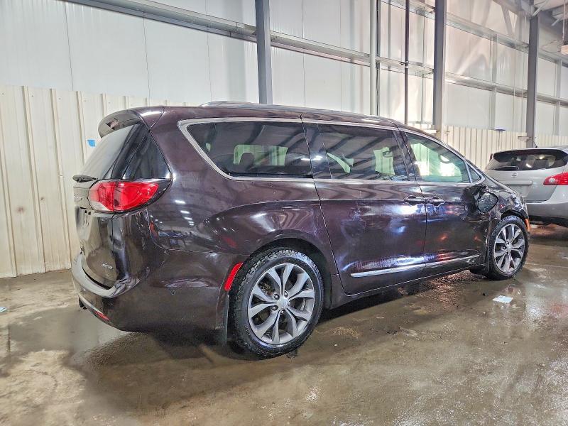 Photo 3 from auction – 2017 CHRYSLER PACIFICA L with VIN 2C4RC1GG0HR653291