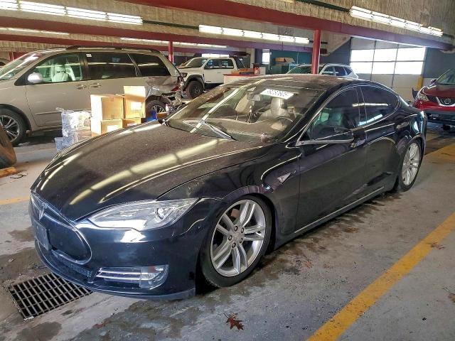 TESLA MODEL S 85 2015 with VIN 5YJSA1H23FFP73153 - Photo from auction