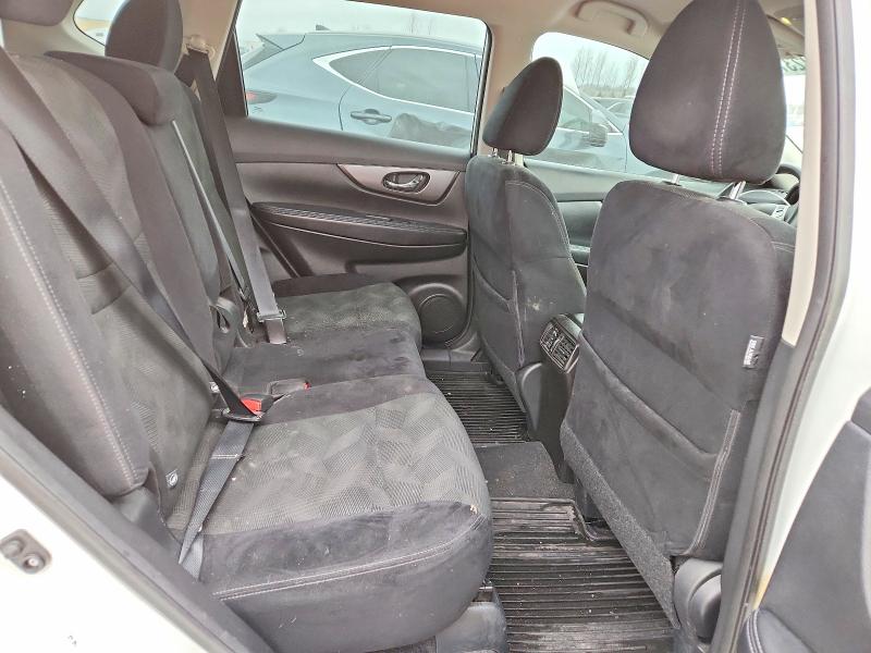 Photo 11 from auction – 2015 NISSAN ROGUE S with VIN 5N1AT2MV8FC905151