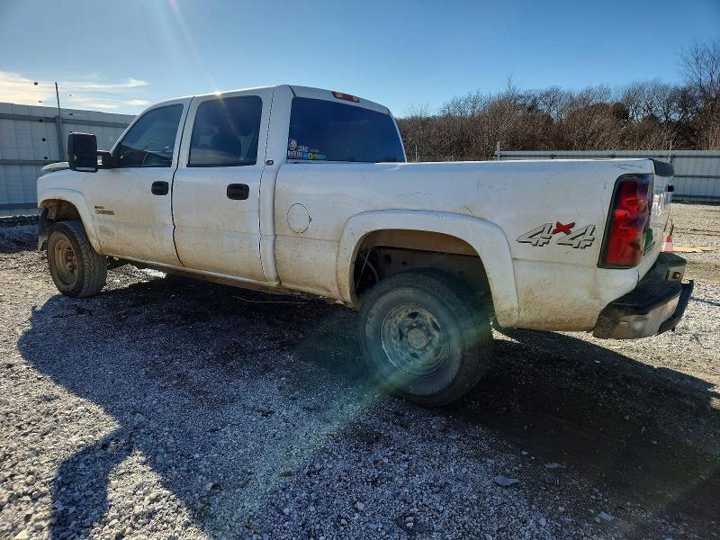 Photo 2 from auction – 2004 CHEVROLET SILVERADO with VIN 1GCHK23244F229807