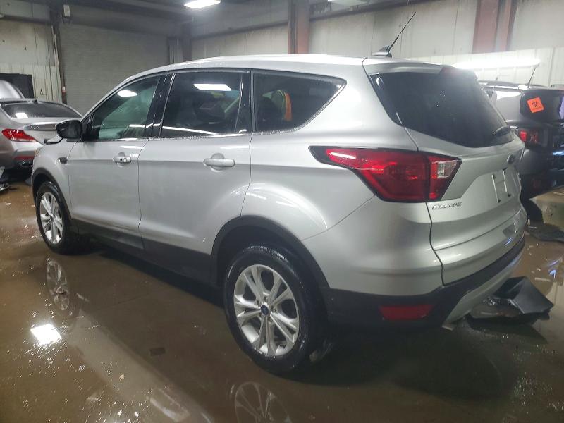 Photo 2 from auction – 2019 FORD ESCAPE SE with VIN 1FMCU0GD0KUA13638