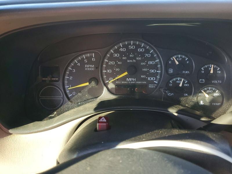 Photo 9 from auction – 2000 CHEVROLET SILVERADO with VIN 2GCEC19T8Y1185253