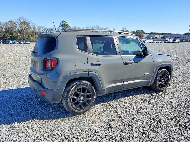 Photo 3 from auction – 2021 JEEP RENEGADE L with VIN ZACNJCBB5MPM30543