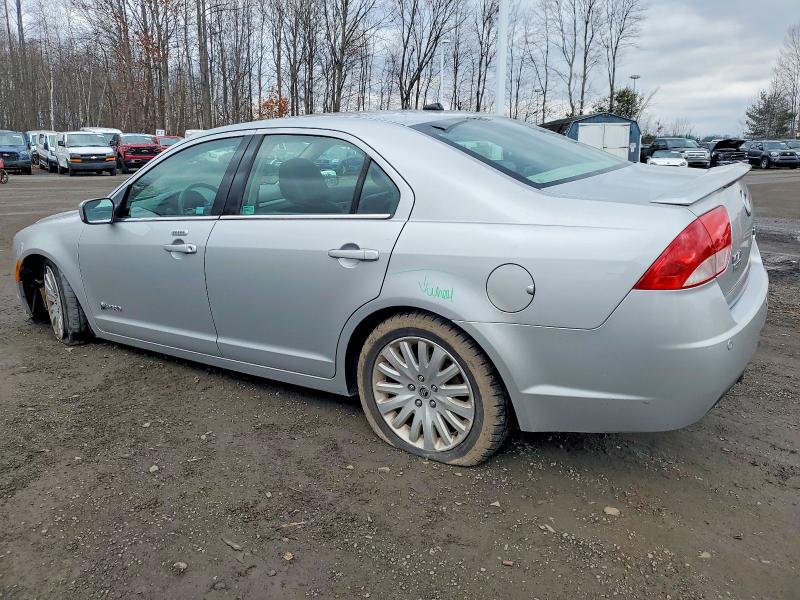 Photo 2 from auction – 2010 MERCURY MILAN HYBR with VIN 3MEDM0L38AR660170