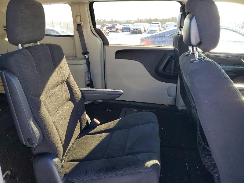 Photo 11 from auction – 2015 DODGE GRAND CARA with VIN 2C4RDGDG4FR700632