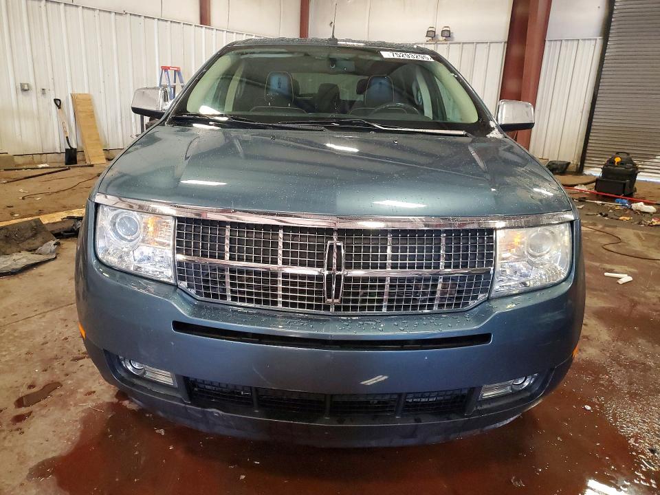 Photo 5 from auction – 2010 LINCOLN MKX with VIN 2LMDJ6JC1ABJ07892