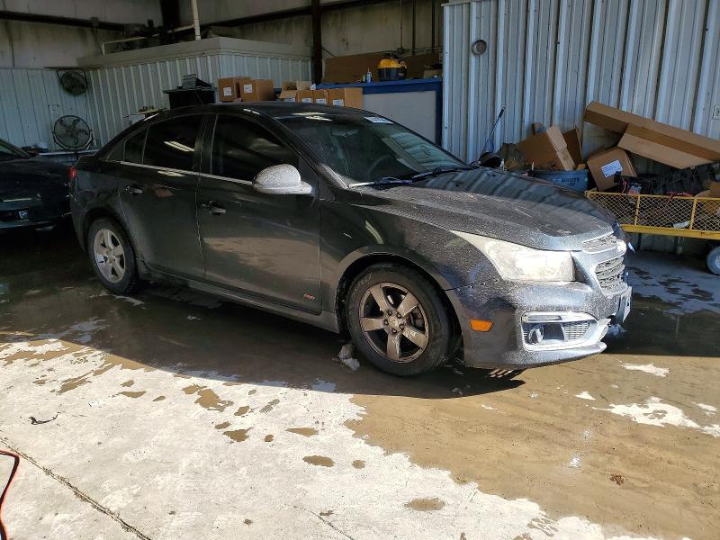 Photo 4 from auction – 2015 CHEVROLET CRUZE with VIN 1G1PC5SB7F7259305
