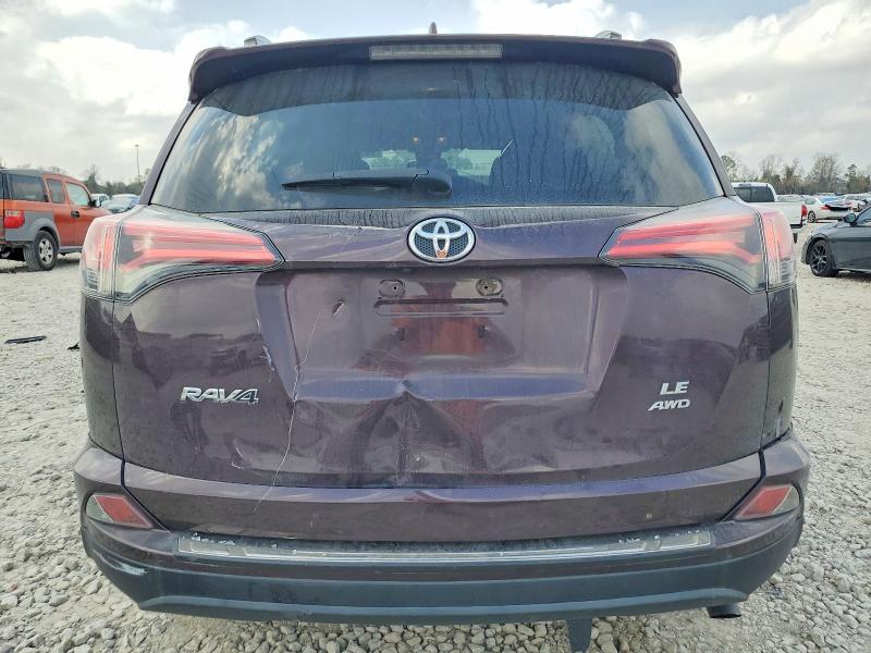 Photo 6 from auction – 2018 TOYOTA RAV4 LE with VIN 2T3BFREV6JW736339