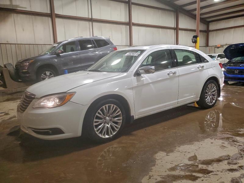 CHRYSLER 200 LIMITE 2012 with VIN 1C3CCBCG1CN122421 - Photo from auction
