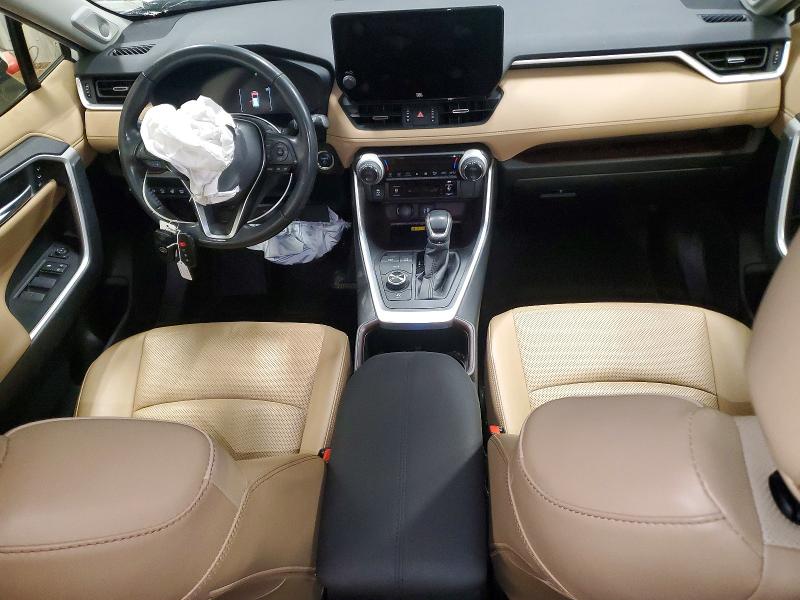 Photo 8 from auction – 2023 TOYOTA RAV4 LIMIT with VIN JTMD6RFV1PD094254