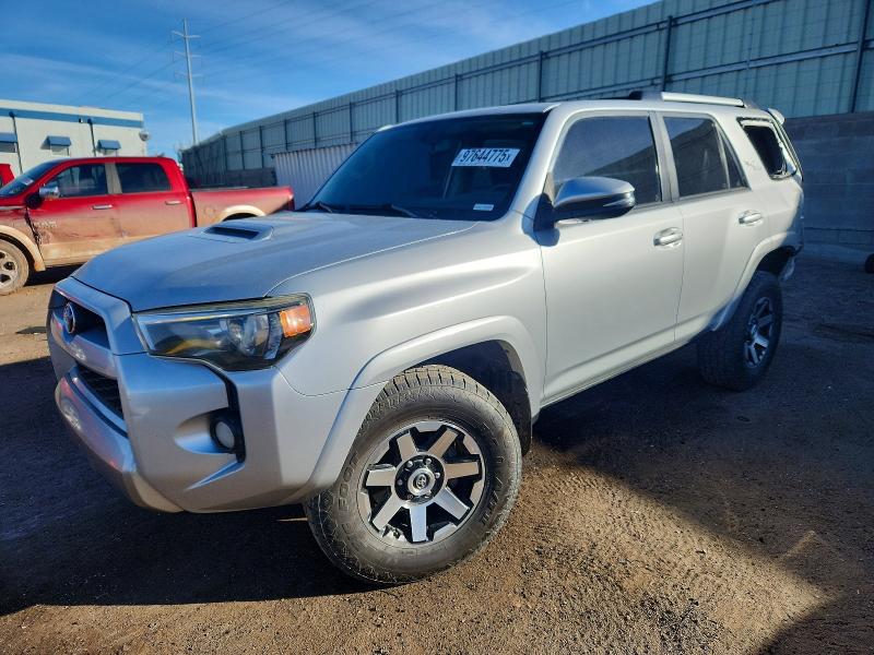 TOYOTA 4RUNNER SR 2018 z numerem VIN JTEBU5JR5J5533498 - Zdjęcie z aukcji