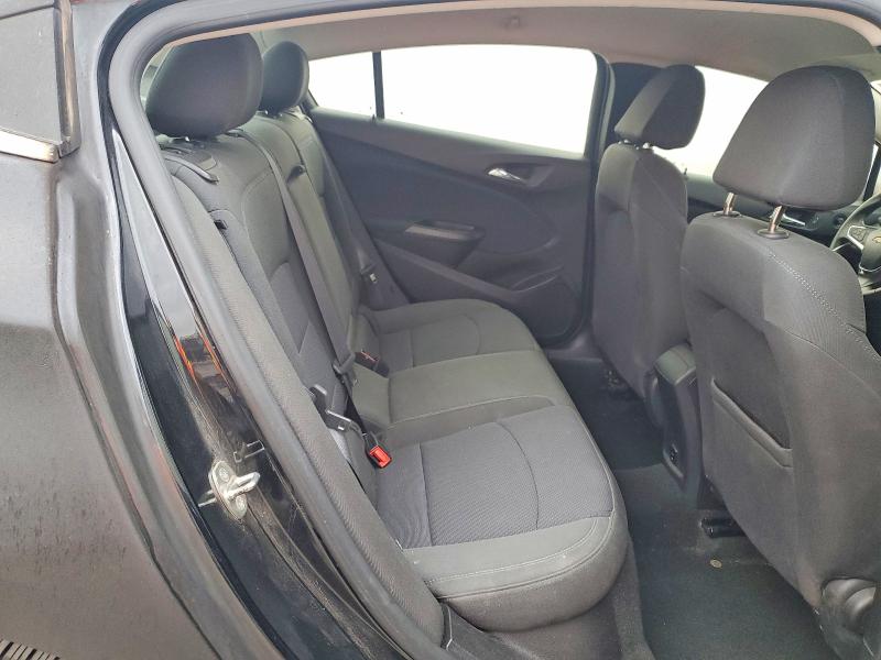 Photo 10 from auction – 2017 CHEVROLET CRUZE with VIN 1G1BE5SM8H7203995