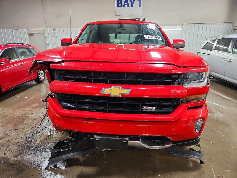Photo 5 from auction – 2018 CHEVROLET SILVERADO with VIN 3GCUKREC2JG619697