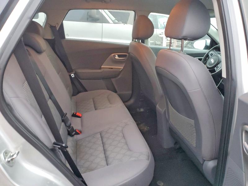 Photo 10 from auction – 2017 KIA NIRO FE with VIN KNDCB3LC9H5074949