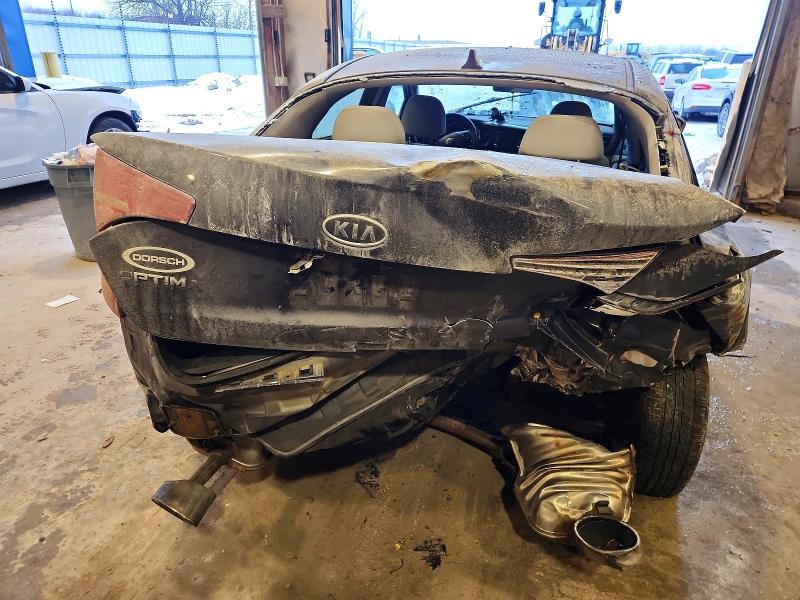 Photo 6 from auction – 2011 KIA OPTIMA LX with VIN KNAGM4A78B5080012