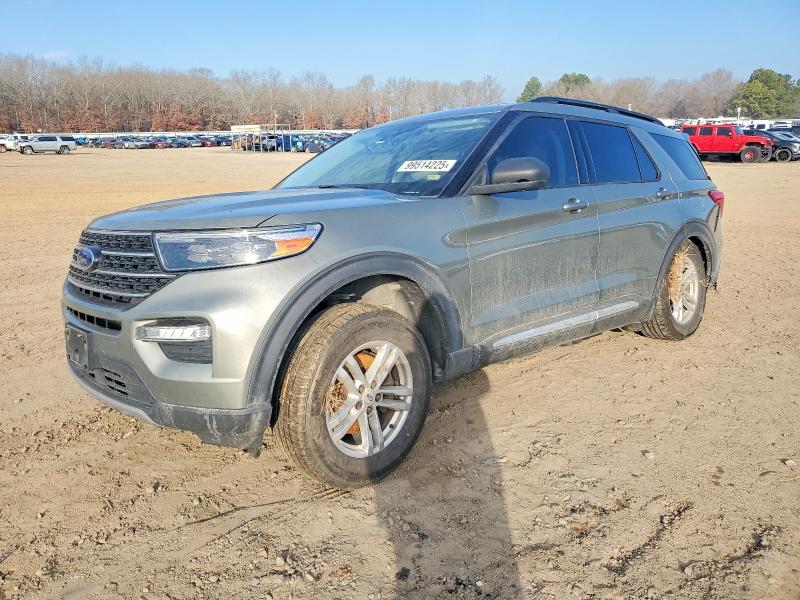 FORD EXPLORER X 2020 with VIN 1FMSK8DH6LGB52857 - Photo from auction