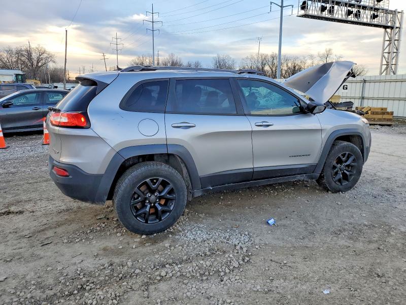 Photo 3 from auction – 2016 JEEP CHEROKEE T with VIN 1C4PJMBS8GW378074