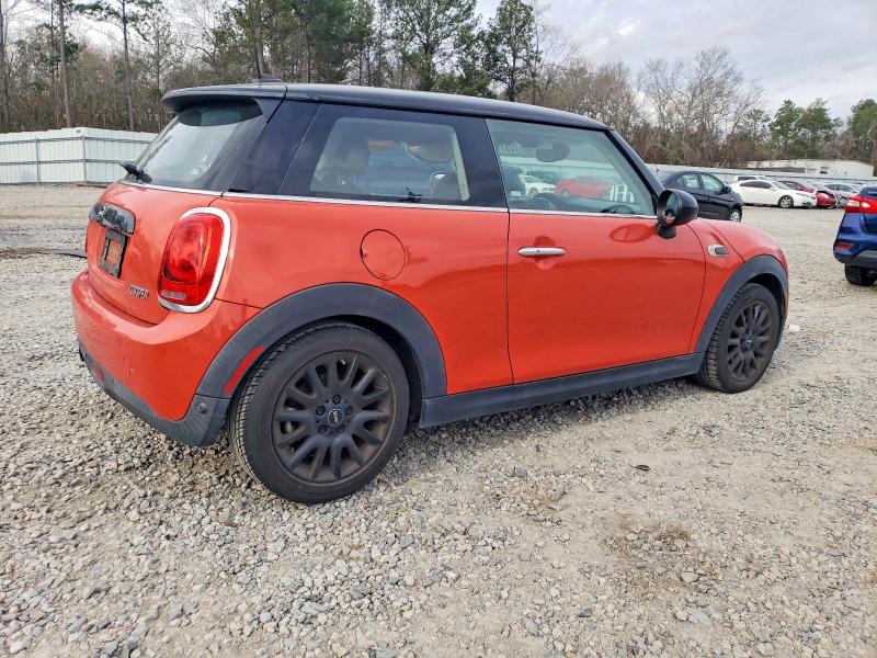 Photo 3 from auction – 2019 MINI COOPER with VIN WMWXP5C58K2H29854