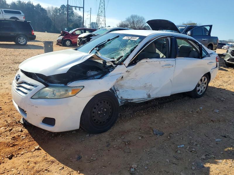 TOYOTA CAMRY 2011 z numerem VIN 4T1BF3EK8BU582701 - Zdjęcie z aukcji