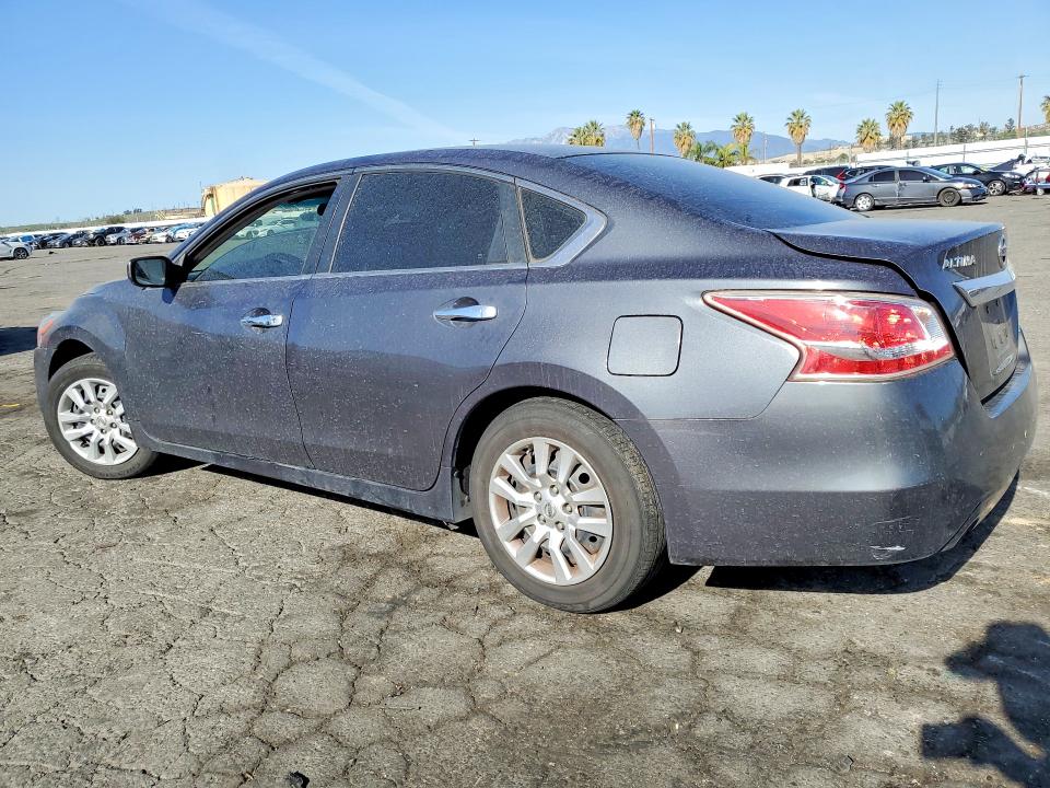 Photo 2 from auction – 2013 NISSAN ALTIMA with VIN 1N4AL3AP1DN579703