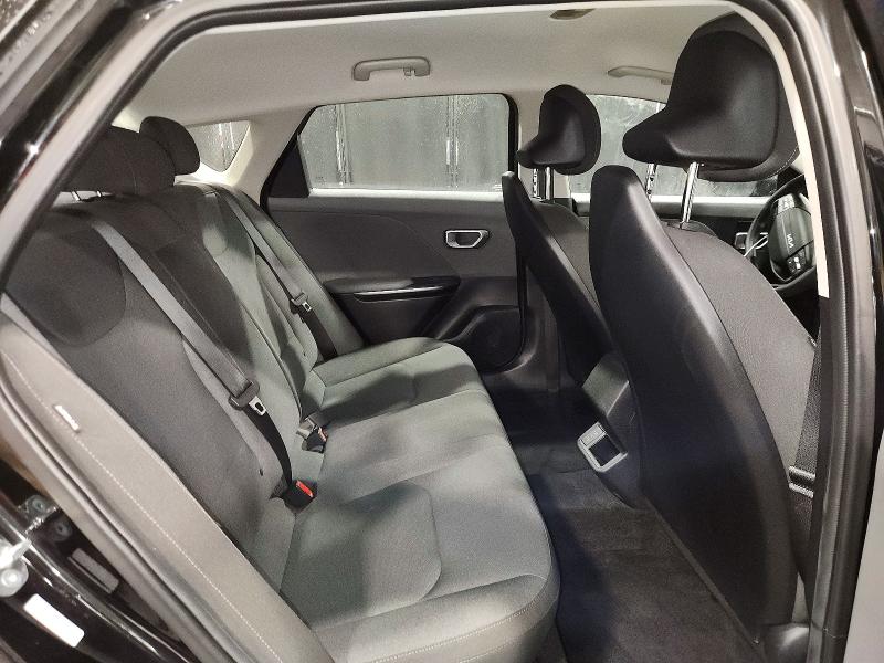Photo 10 from auction – 2025 KIA K4 LX with VIN 3KPFT4DE3SE106886