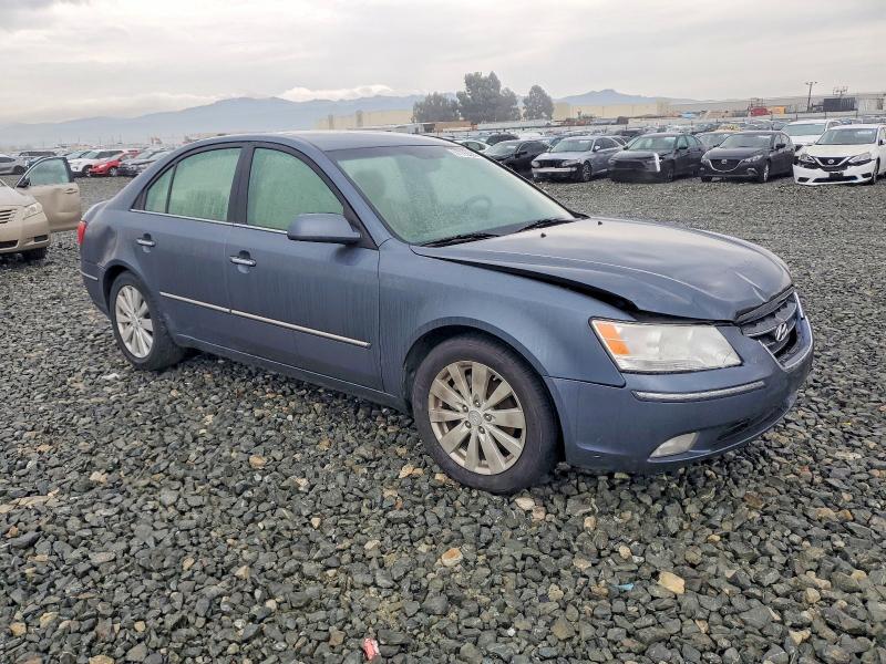 Photo 4 from auction – 2009 HYUNDAI SONATA with VIN 5NPEU46F69H452127