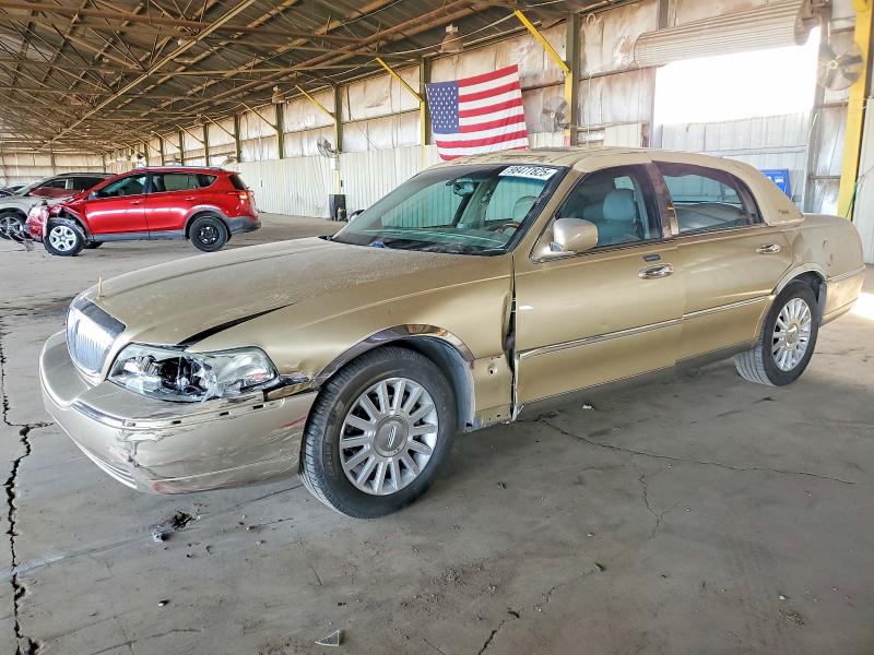 LINCOLN TOWN CAR 2005 with VIN 1LNHM82W75Y623143 - Photo from auction