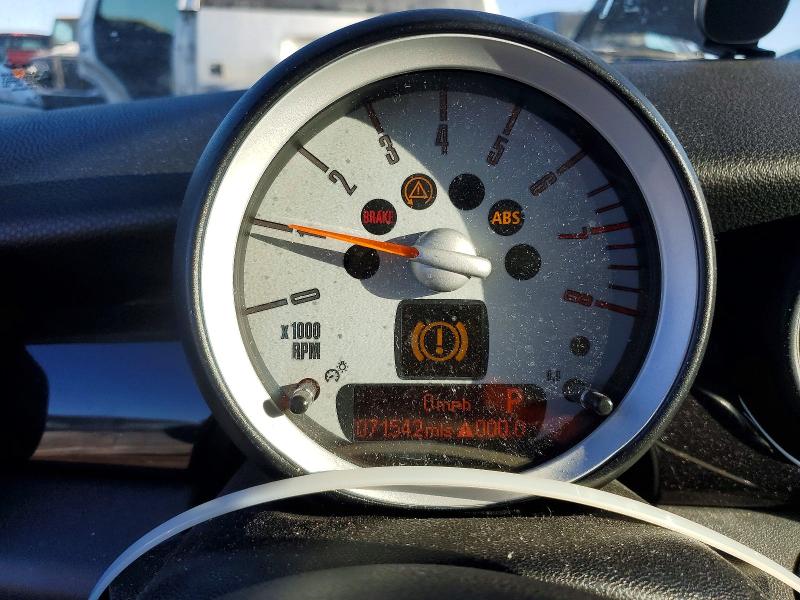 Photo 9 from auction – 2010 MINI COOPER S with VIN WMWMF7C58ATW89749