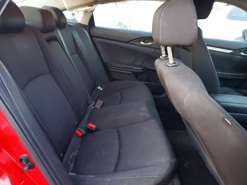 Photo 10 from auction – 2018 HONDA CIVIC with VIN 2HGFC2F72JH611082