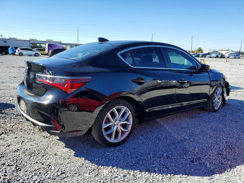 Photo 3 from auction – 2019 ACURA ILX with VIN 19UDE2F33KA007619