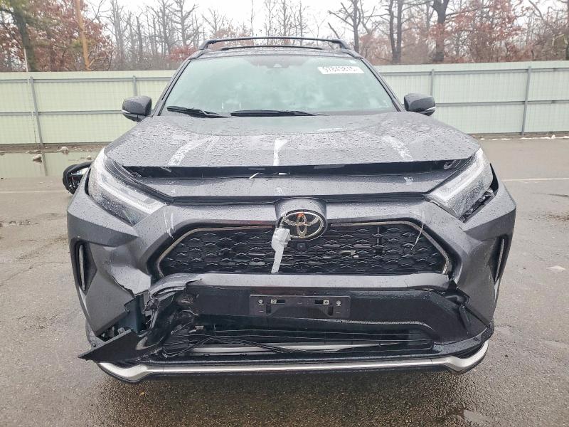 Photo 5 from auction – 2025 TOYOTA RAV4 XSE with VIN JTMFB3FV5SD242187