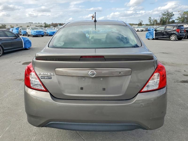 Photo 6 from auction – 2017 NISSAN VERSA S with VIN 3N1CN7AP3HL870149