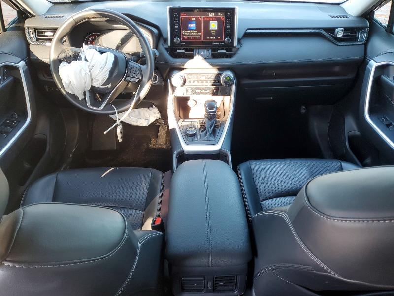 Photo 8 from auction – 2019 TOYOTA RAV4 LIMIT with VIN 2T3N1RFV3KW069886