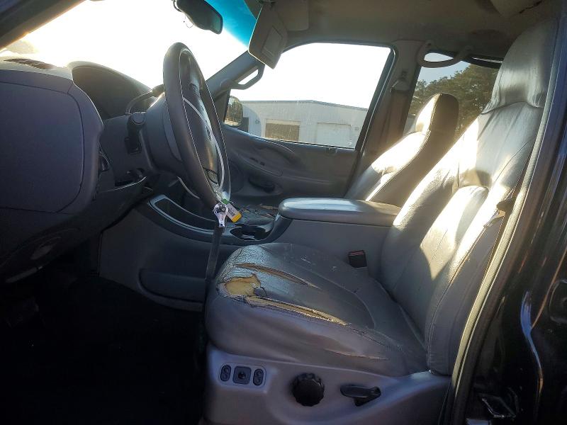 Photo 7 from auction – 2001 FORD EXPEDITION with VIN 1FMEU15L01LA55675