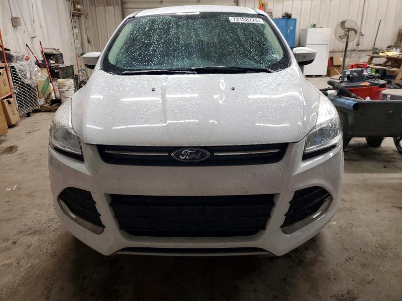 Photo 5 from auction – 2016 FORD ESCAPE SE with VIN 1FMCU9GX9GUC72456