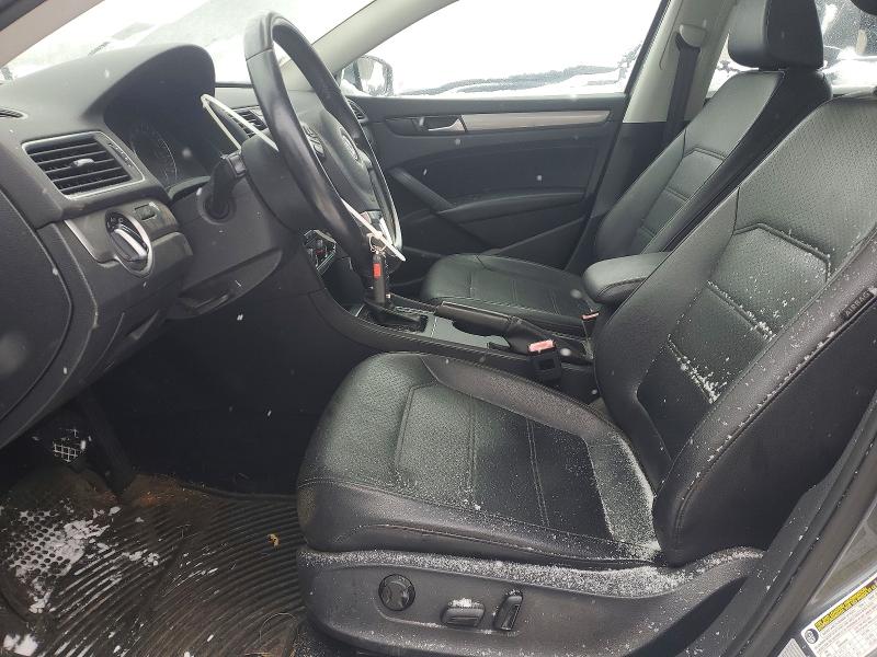 Photo 7 from auction – 2015 VOLKSWAGEN PASSAT S with VIN 1VWAT7A34FC111202