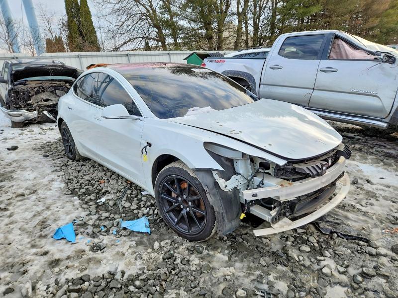 Photo 4 from auction – 2018 TESLA MODEL 3 with VIN 5YJ3E1EA7JF022991