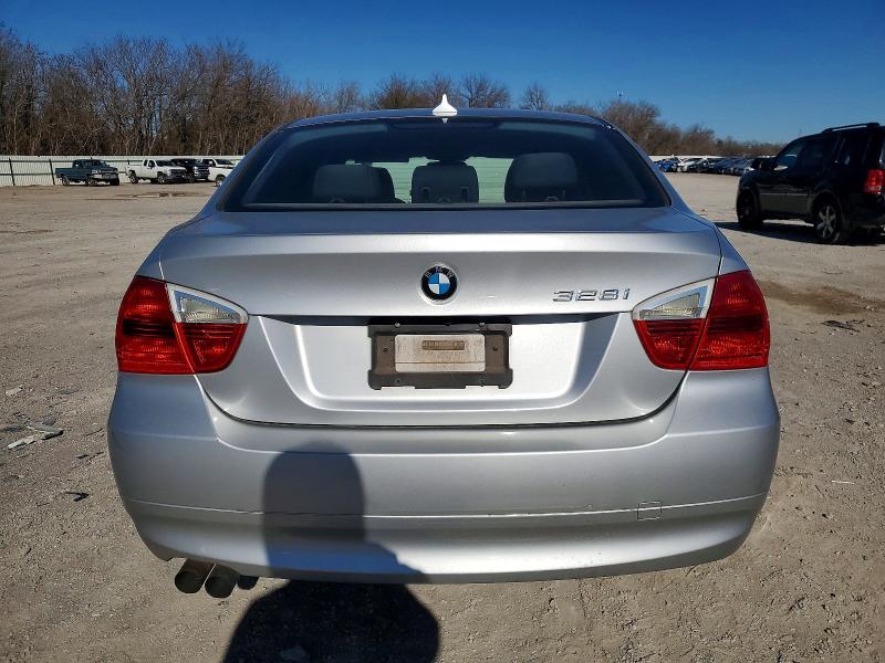 Photo 6 from auction – 2007 BMW 328 I with VIN WBAVA33597KX83620
