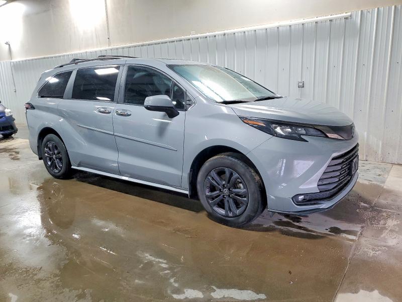 Photo 4 from auction – 2024 TOYOTA SIENNA XSE with VIN 5TDCSKFC1RS145871