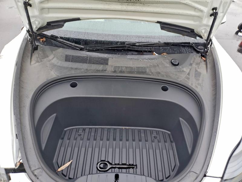 Photo 11 from auction – 2023 TESLA MODEL 3 with VIN 5YJ3E1EA3PF585447