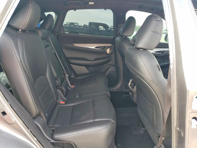 Photo 11 from auction – 2019 INFINITI QX50 ESSEN with VIN 3PCAJ5M18KF105679