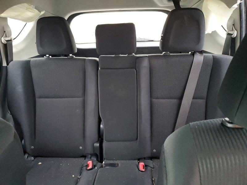 Photo 10 from auction – 2014 TOYOTA RAV4 LE with VIN JTMBFREV6ED068593