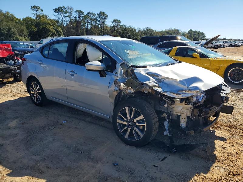 Photo 4 from auction – 2022 NISSAN VERSA with VIN 3N1CN8EV8NL833771