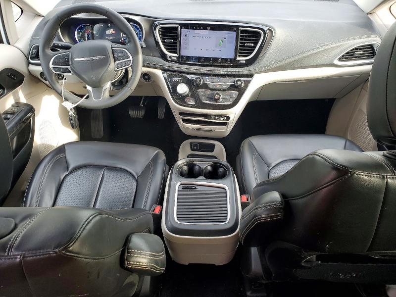 Photo 8 from auction – 2023 CHRYSLER PACIFICA with VIN 2C4RC1L70PR541269