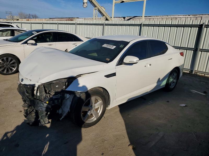 KIA OPTIMA LX 2015 with VIN KNAGM4A70F5579361 - Photo from auction