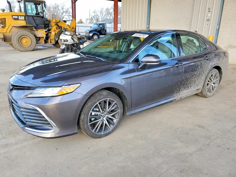 Photo 1 from auction – 2023 TOYOTA CAMRY with VIN 4T1F31AK9PU615037