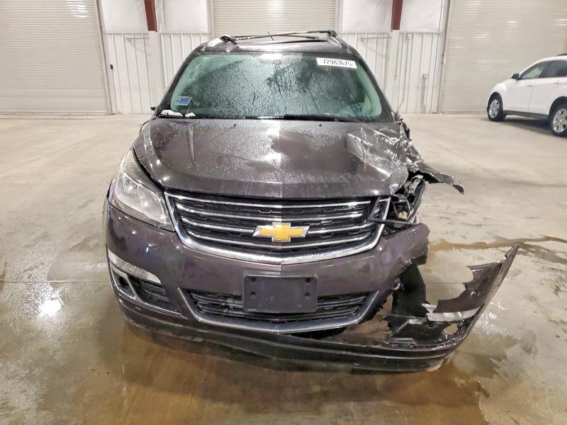 Photo 5 from auction – 2017 CHEVROLET TRAVERSE L with VIN 1GNKVHKDXHJ214127